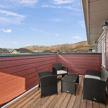 Globalstay New Apartments In Cranbrook Free Street Parking YYC Eksteriør bilde
