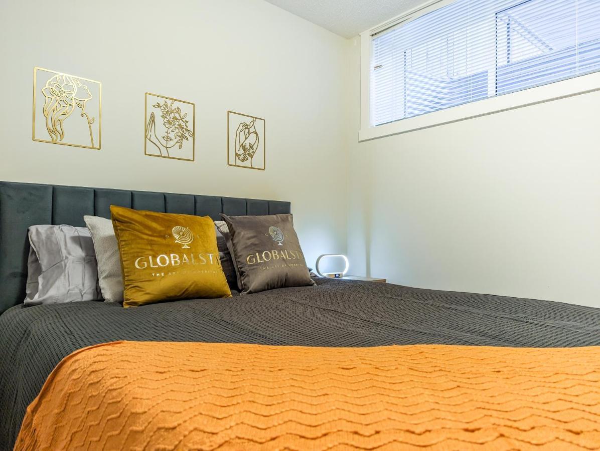 Globalstay New Apartments In Cranbrook Free Street Parking YYC Eksteriør bilde