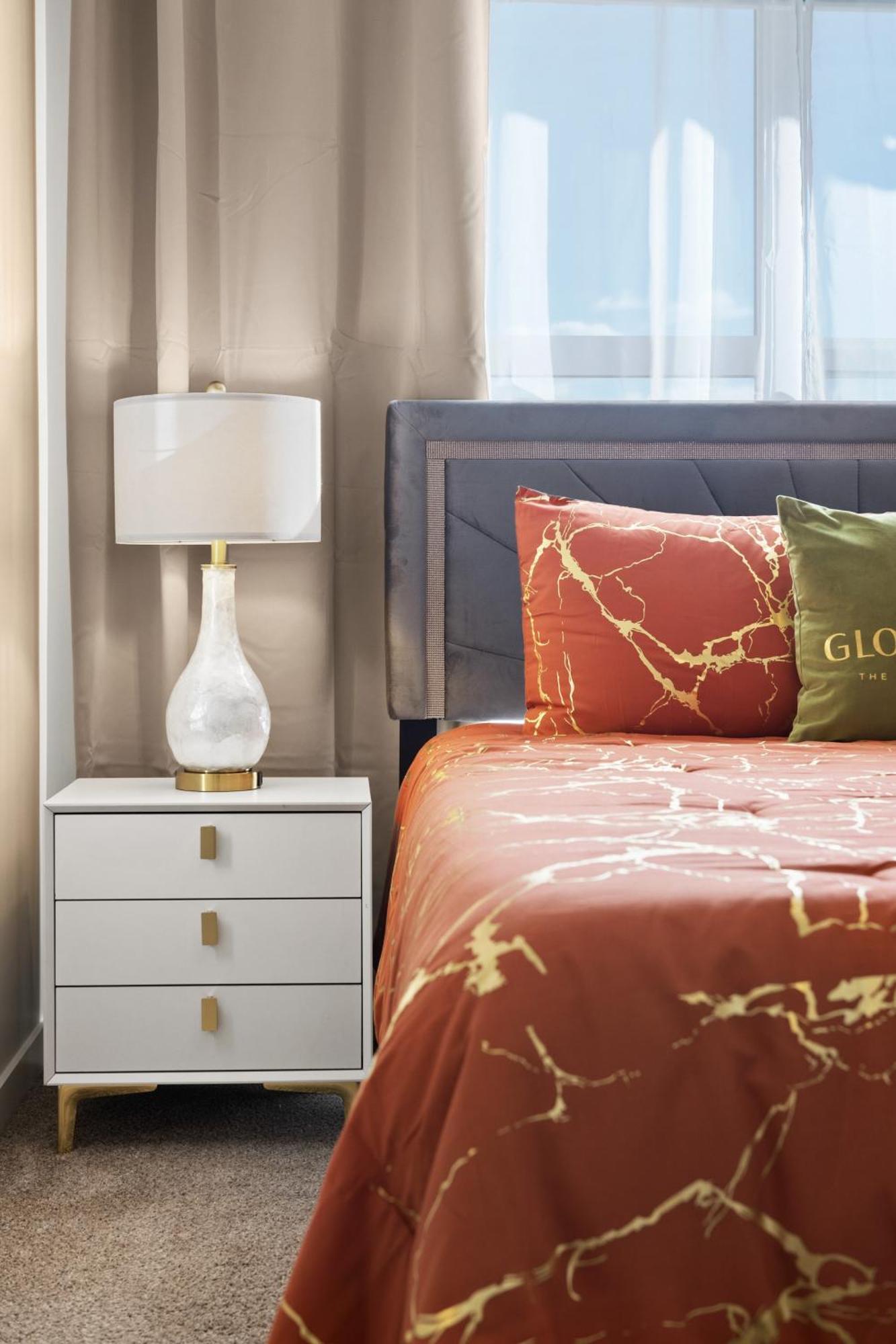 Globalstay New Apartments In Cranbrook Free Street Parking YYC Eksteriør bilde