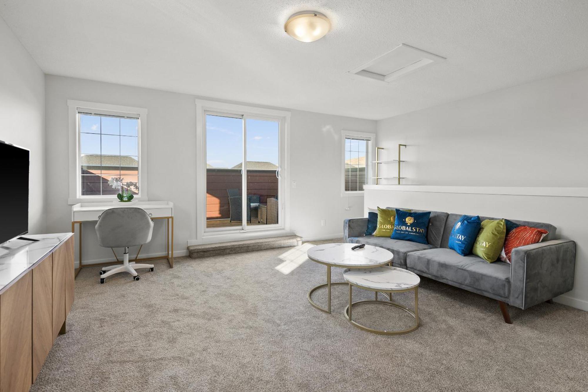 Globalstay New Apartments In Cranbrook Free Street Parking YYC Eksteriør bilde
