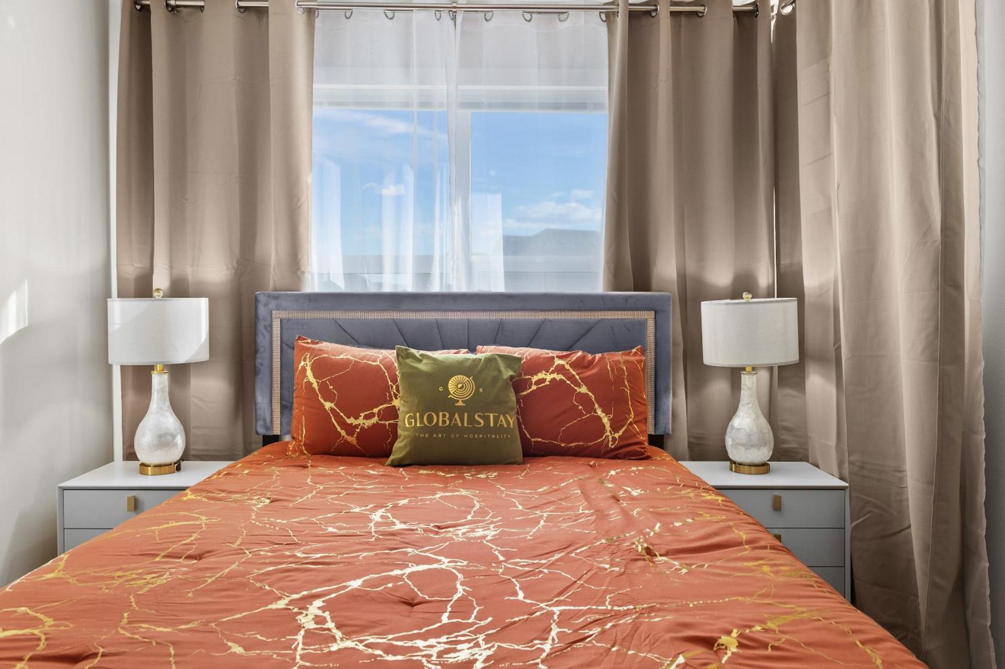 Globalstay New Apartments In Cranbrook Free Street Parking YYC Eksteriør bilde
