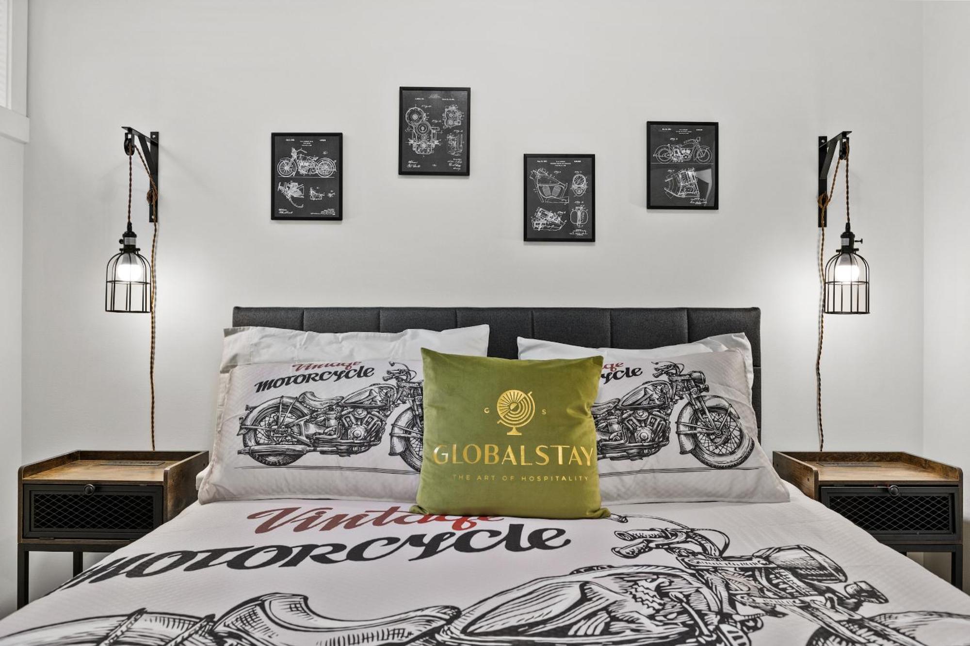 Globalstay New Apartments In Cranbrook Free Street Parking YYC Eksteriør bilde